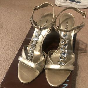 Antonio Melani heels